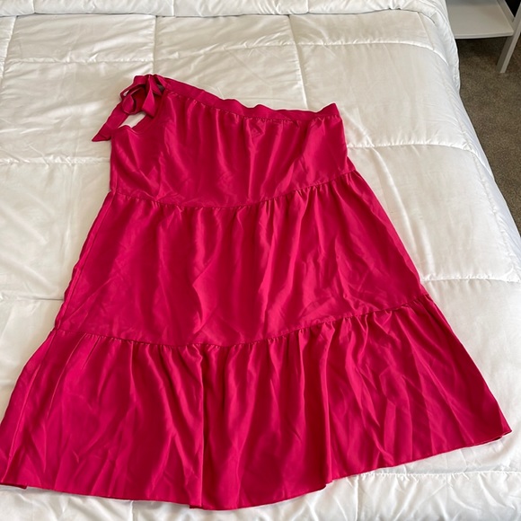 One shoulder dress - Picture 1 of 4
